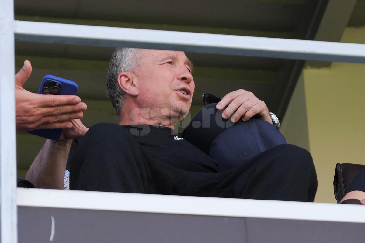 Dan Petrescu, prezent la FC Voluntari - FC Botoșani / Foto: Andrei Furnigă GSP