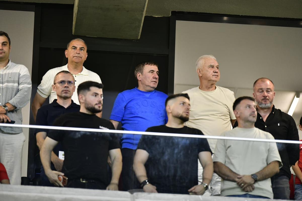 Tăiați cu „șeptarul” » Tavi Popescu a luat pe cont propriu FCSB - FC Argeș și l-a tranșat prin două faze