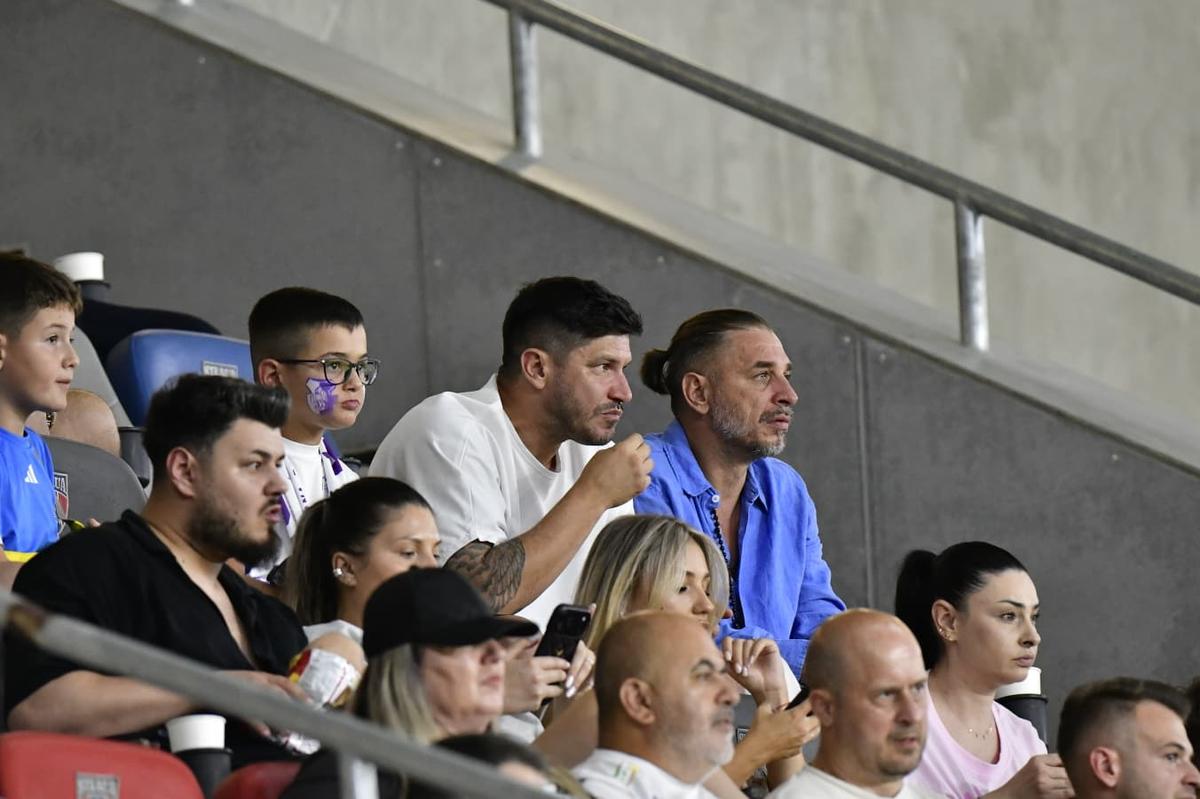 Tăiați cu „șeptarul” » Tavi Popescu a luat pe cont propriu FCSB - FC Argeș și l-a tranșat prin două faze