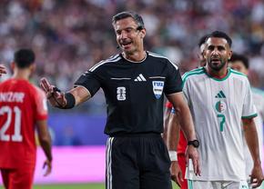FIFA a decis arbitrul finalei! Spania e neînvinsă cu el la centru