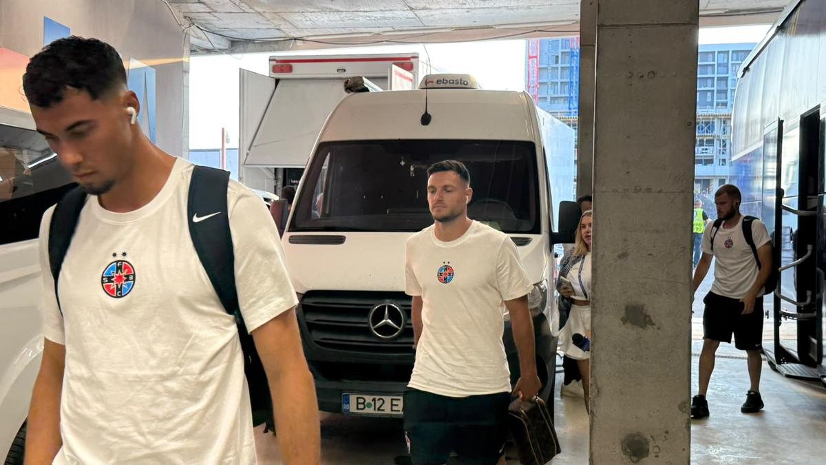 Fotbaliștii lui FCSB au mers pentru prima dată cu noul autocar