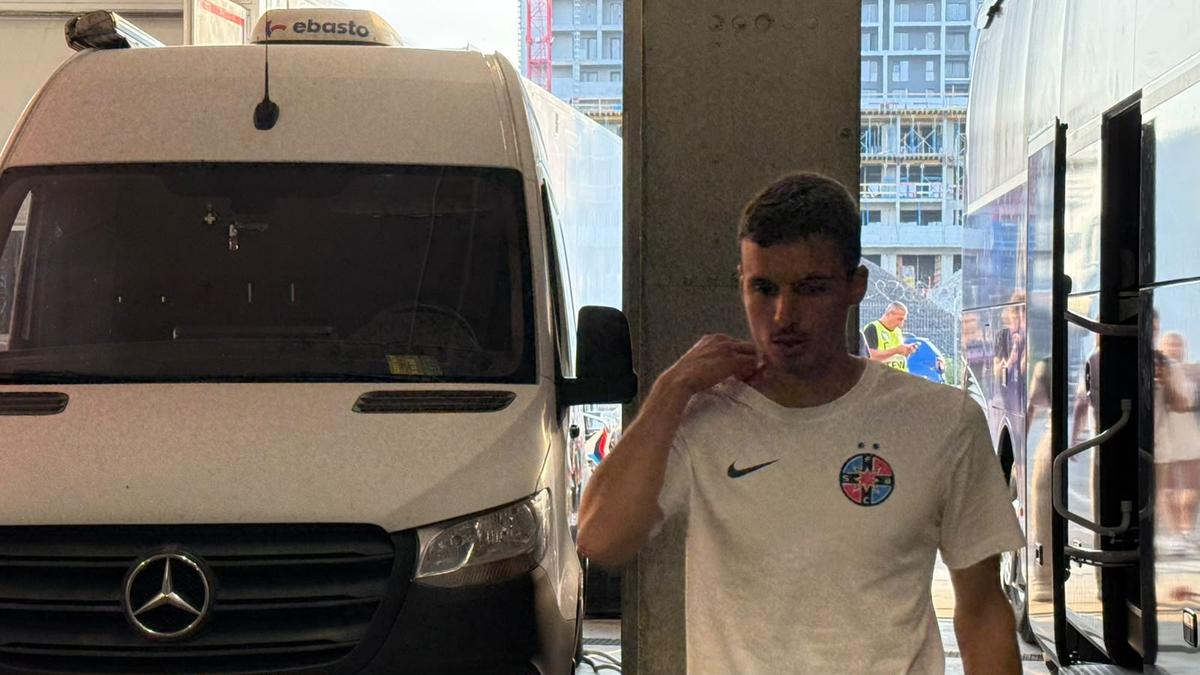 Fotbaliștii lui FCSB au mers pentru prima dată cu noul autocar