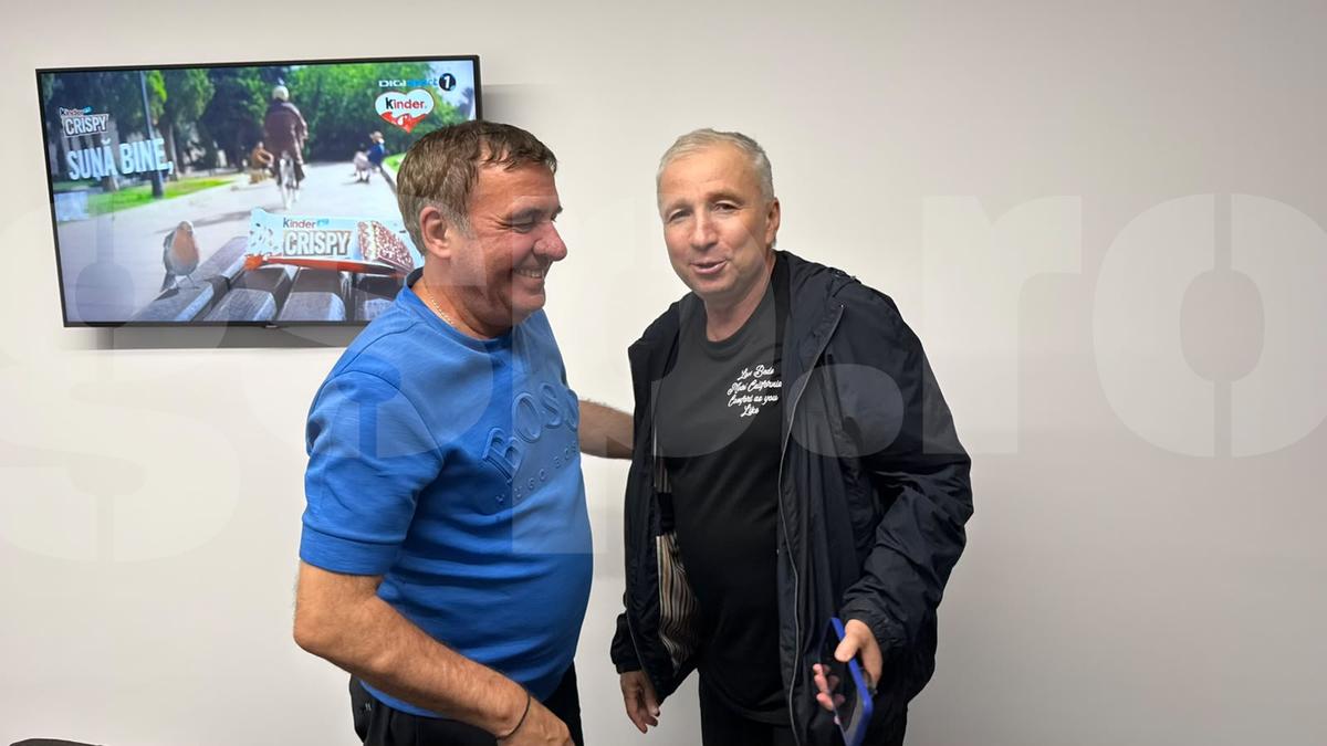 Reacția lui Gică Hagi la revederea cu Dan Petrescu » Imaginile serii, la pauză, în Ghencea