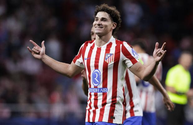 Barcelona, ultima încercare pentru transferul lui Julian Alvarez: Deco este deja la Madrid