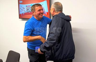 Reacția lui Gică Hagi la revederea cu Dan Petrescu » Imaginile serii, la pauză, în Ghencea