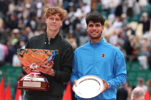 Jannik Sinner și Carlos Alcaraz/Foto: Getty Images