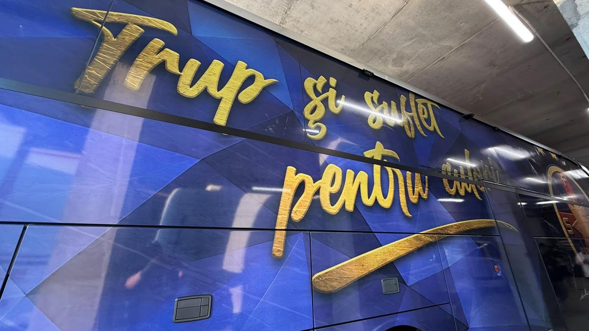 Fotbaliștii lui FCSB au mers pentru prima dată cu noul autocar