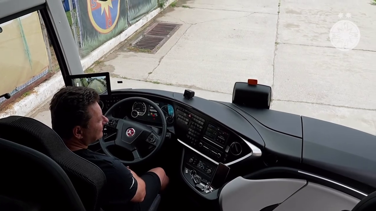 Noul autocar al celor de la FCSB