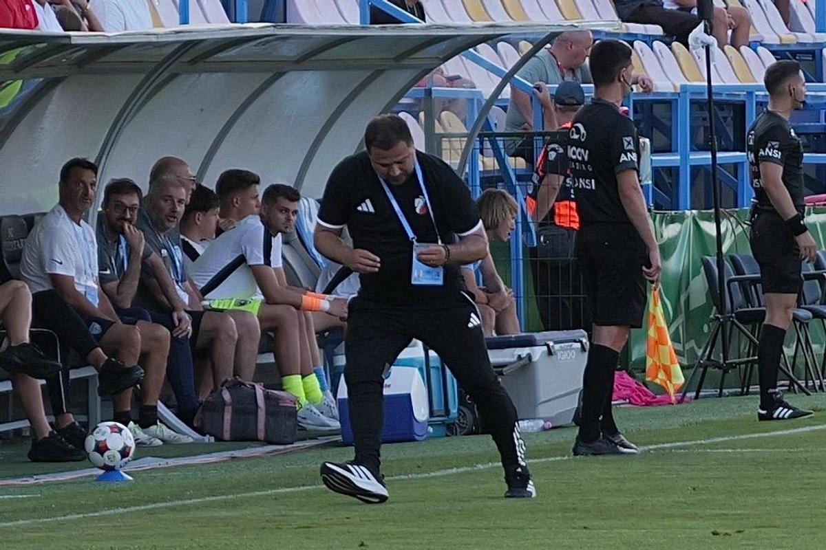 Marius Croitoru și-a jignit jucătorii în Voluntari - Botoșani