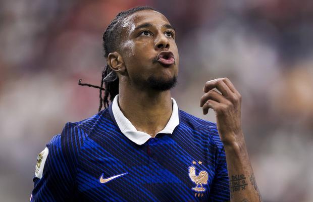 Renunță Florentino la Bellingham sau Vinicius pentru Olise?! » Dezvăluiri explozive în L'Equipe
