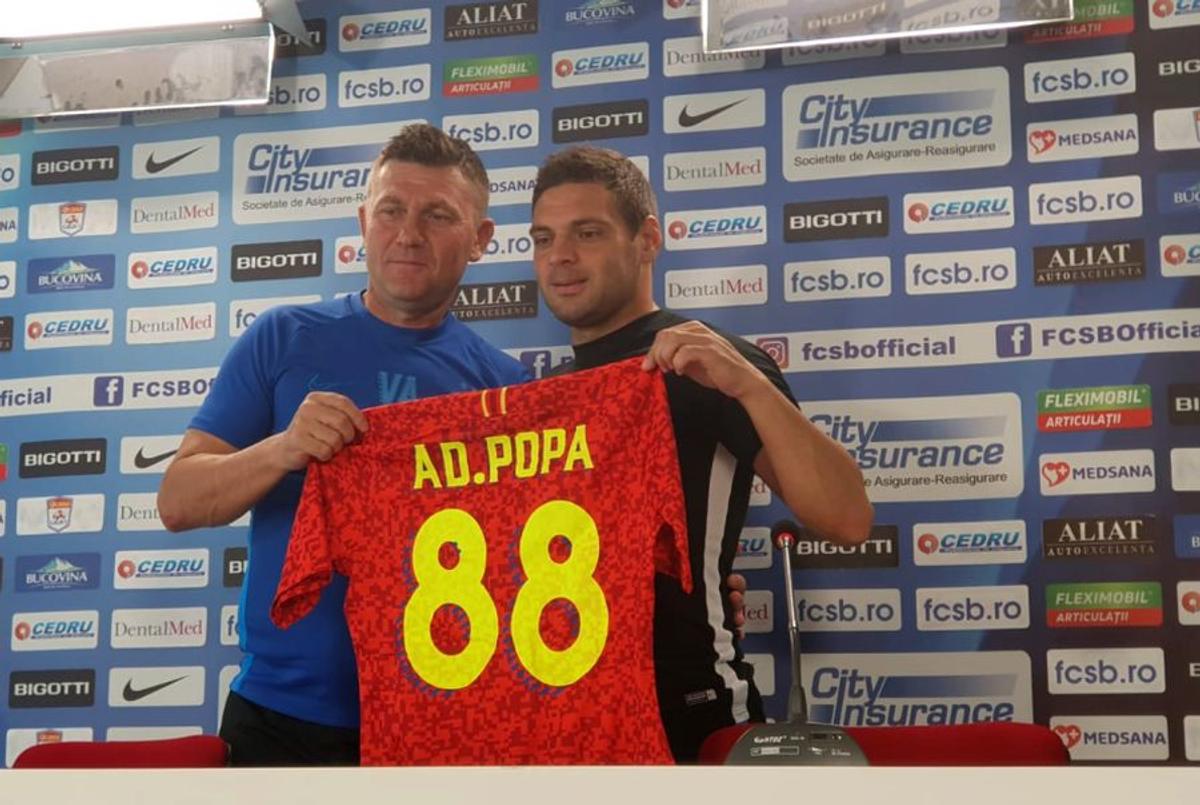 FCSB // VIDEO + FOTO Adi Popa, prezentat la FCSB: „Dacă îmi arăt calitățile, nu mă scoate nimeni din echipă” » Glume la prezentare