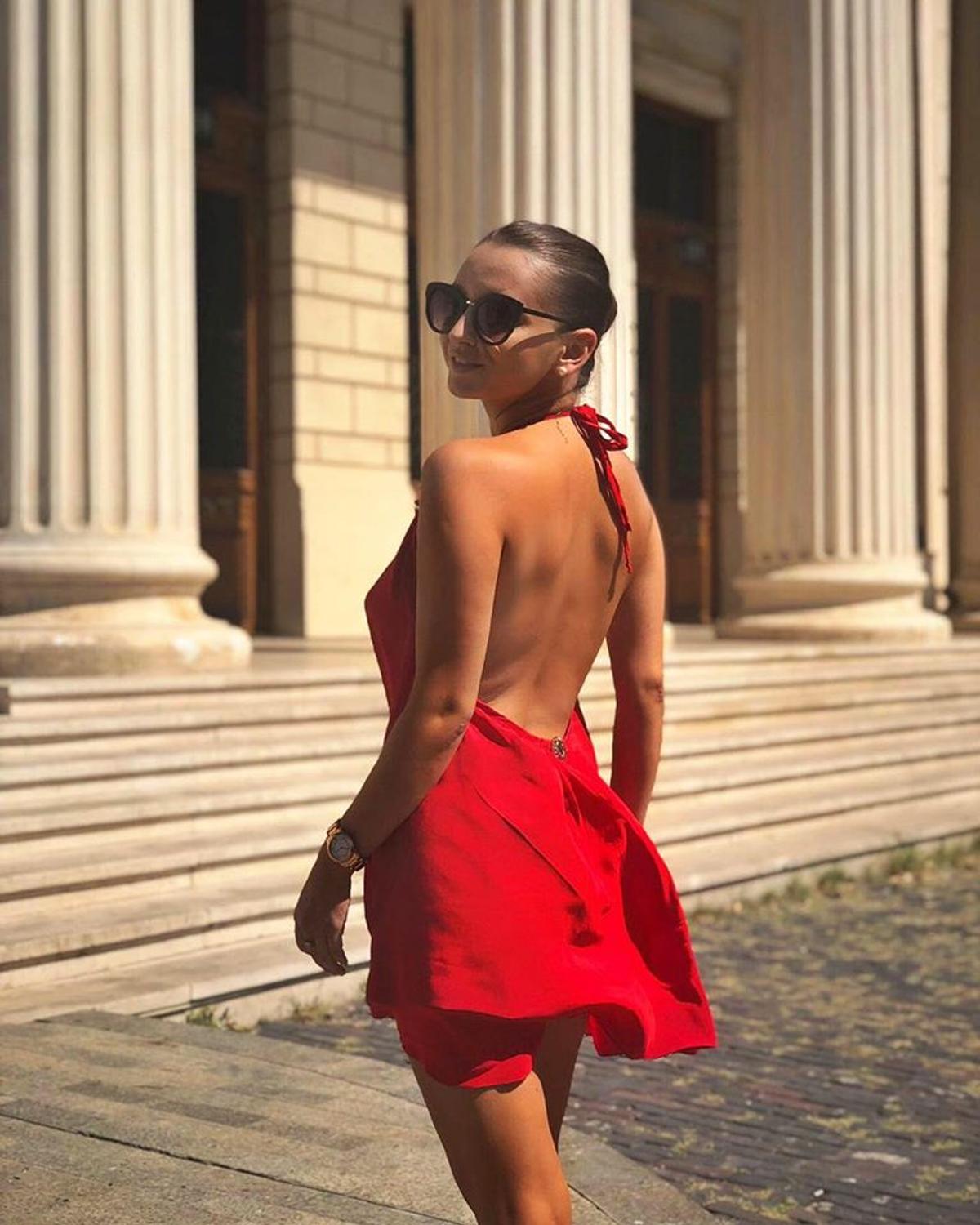 GALERIE FOTO. Debut pe micile ecrane » Fata lui Bodescu de la FRF, angajata lui Pandele!