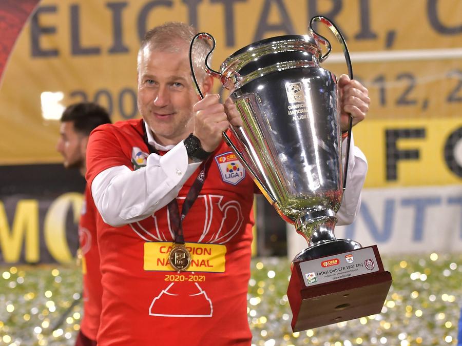Edi Iordănescu e dorit la FCSB // foto: Imago Gigi Becali anunță: „Începe era dictaturii militare! Edi Iordănescu a semnat” » Când vrea să-l prezinte la FCSB