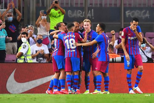 Atacanul danez Martin Braithwaite (30 de ani) vrea să continue la Barcelona, dar simte că formația condusă de Joan Laporta îi grăbește plecarea. Danezul cere un salariu mai mare.
