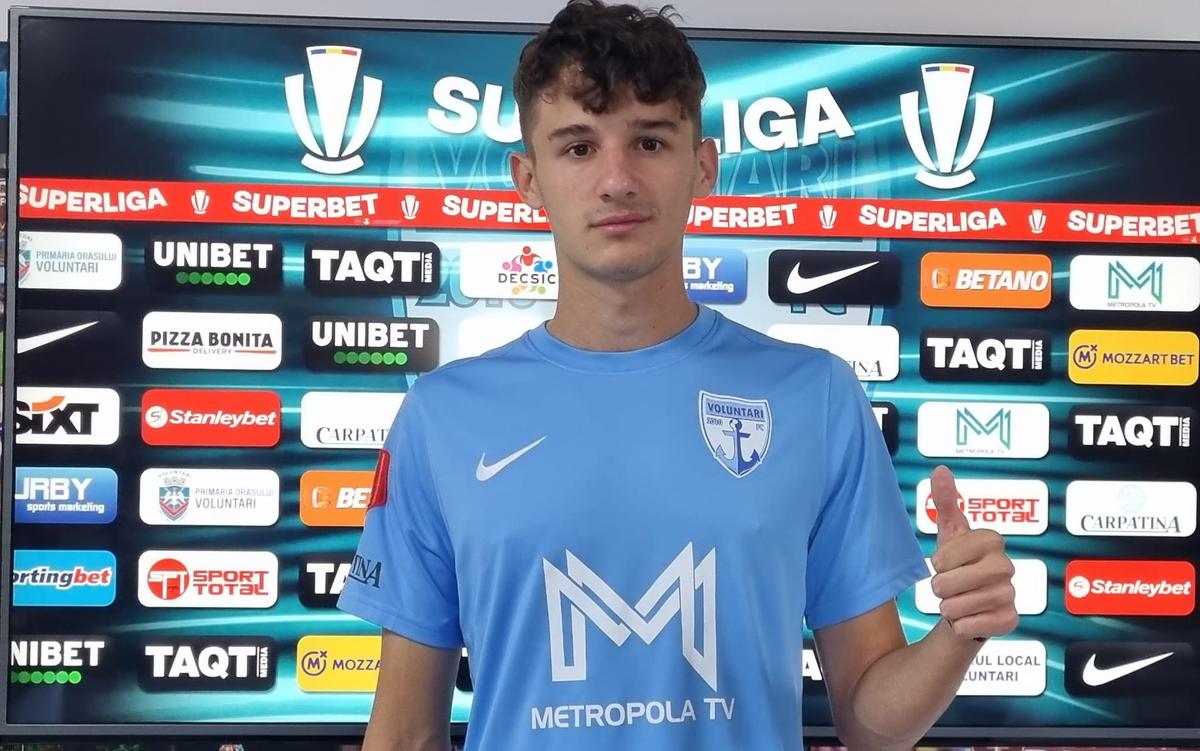 S-a săturat că nu l-a băgat Hagi! Gică Popescu și-a luat fiul și l-a transferat la alt club din Liga 1