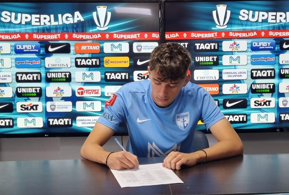 Nicolas Popescu a semnat cu Voluntari