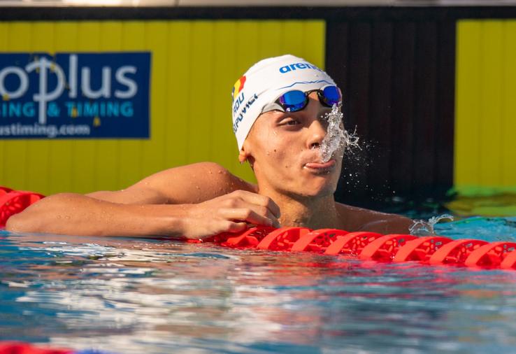 David Popovici, în serii la 400 de metri liber // foto: Raed Krishan