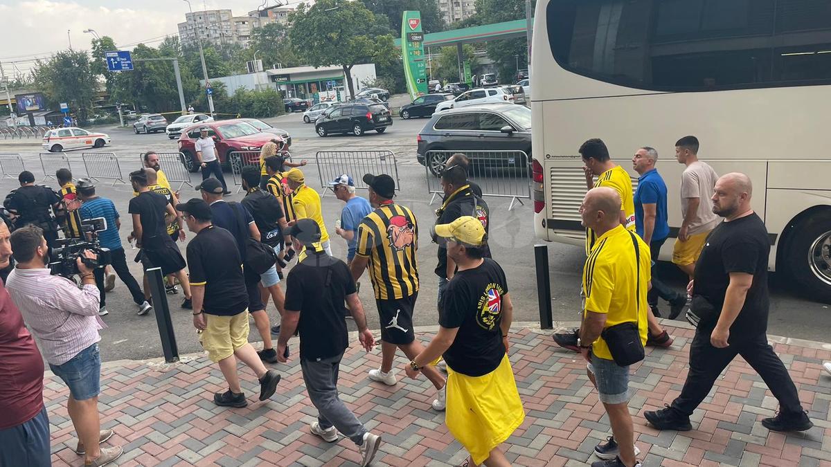 Dinamo Kiev - Aris