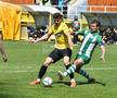 FC Brașov n-a primit licența pentru L2 și a fost retrogradată în "C", acolo unde joacă și SR Brașov FOTO Bogdan Bălaș