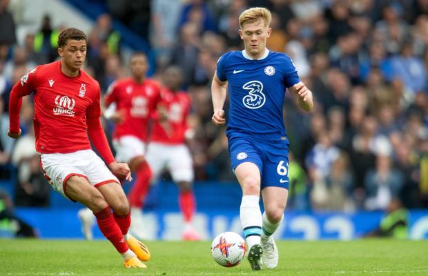 Prețurile au luat-o razna! Șeicii din Premier League plătesc 33 de milioane de euro pe un fotbalist cu numai 12 meciuri la seniori