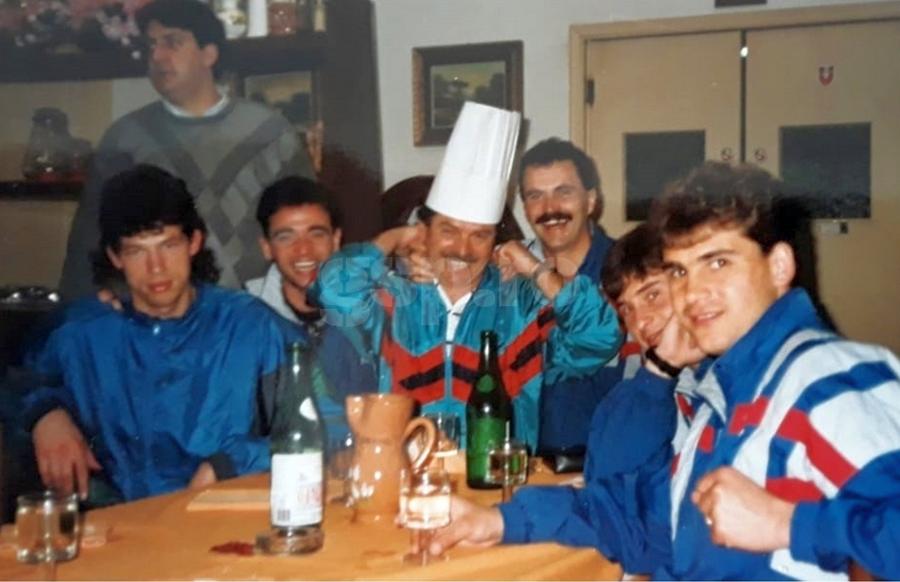 Într-un turneu în Italia alături de prietenii săi cei mai buni, Marian Ivan și Nelu Mandoca FOTO Arhivă personală De la coleg cu Hagi la visul Mondialului 2026! Marian Ivan vrea România sus pe harta fotbalului: „Mereu am fost optimist”