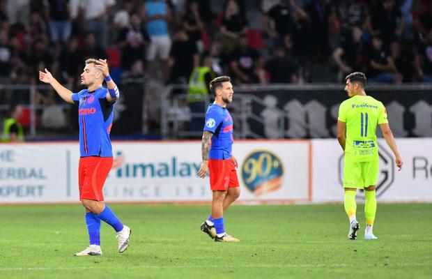 Olaru, gest inconștient. Eliminat după o intrare dură în FCSB - Poli Iași