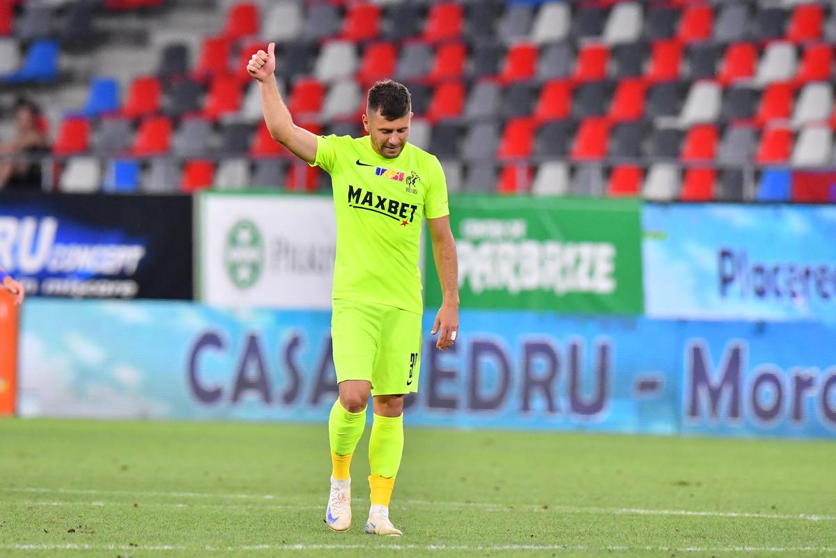 Se schimbă echipa de start la FCSB » Noul preferat al lui Becali amenință poziția vedetelor