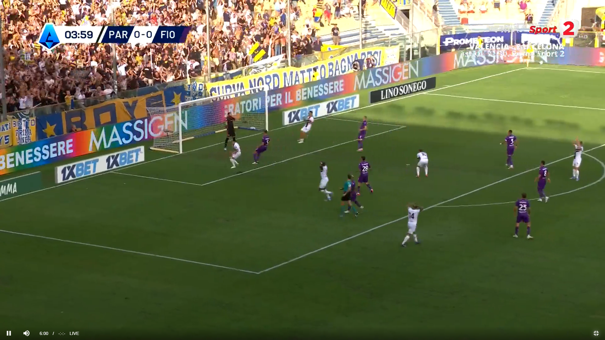 Valentin Mihăilă, ratarea începutului de sezon în Serie A » Incredibil cum a șutat în minutul 5 din Parma - Fiorentina