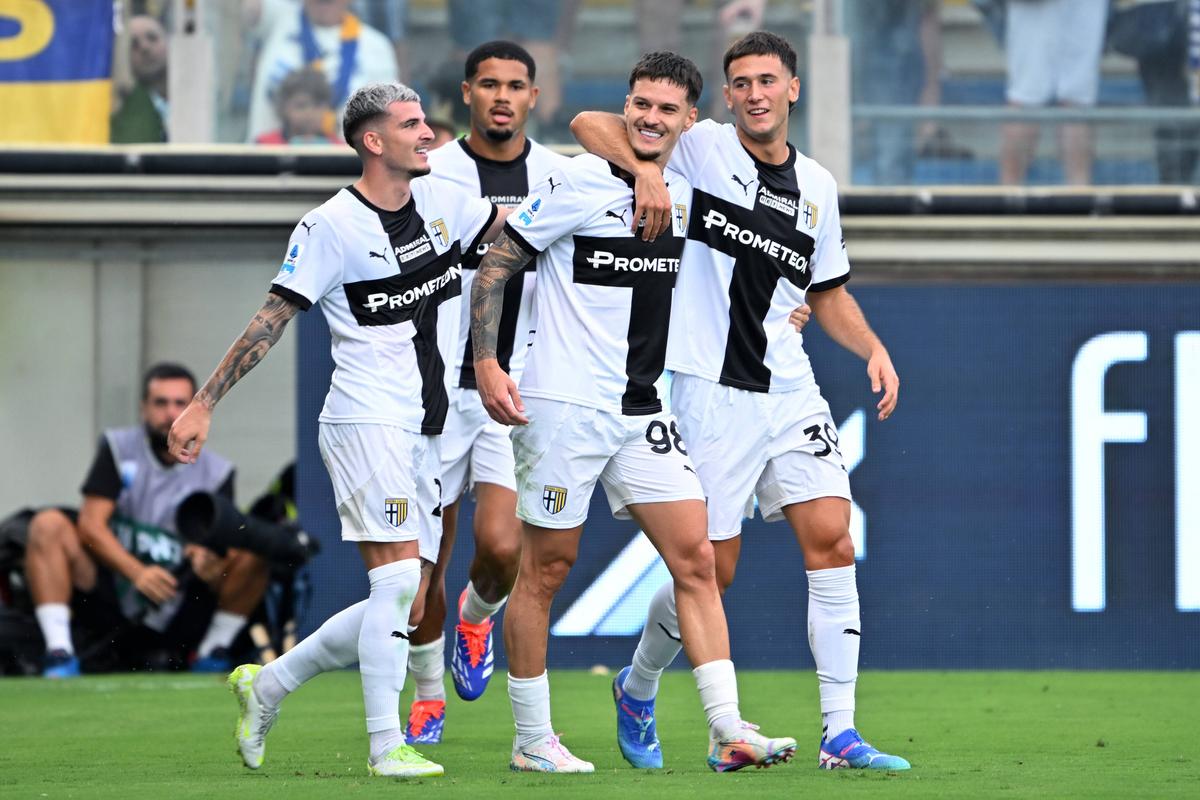 Dennis Man, ce gol! Execuție splendidă la revenirea Parmei în Serie A