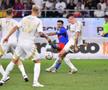 Gazonul din Ghencea le-a pus probleme fotbaliștilor la FCSB - Sparta Praga