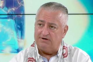 Cu fularul la gât, Marian Iancu a distrus doi rapidiști: „Bufon! / Mai mult dansează în teren”