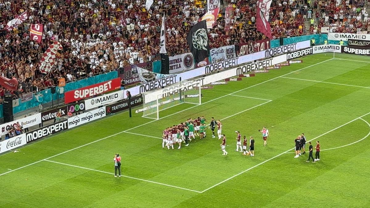 Ce s-a întâmplat pe teren, imediat după nebunia din Rapid - FCSB