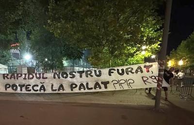 Bannerul interzis în Rapid - FCSB: „Face potecă la palat!”