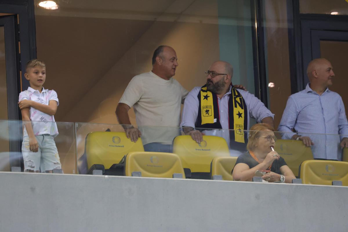 Dan Șucu și Cristi Săpunaru s-au evitat la Rapid - FCSB