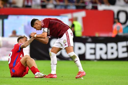 Pantea și Dobre - Imagini la finalul derby-ului Rapid - FCSB. FOTO: Cristi Preda