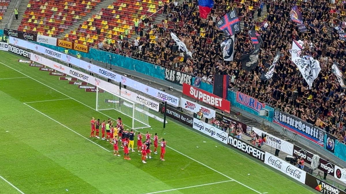 Ce s-a întâmplat pe teren, imediat după nebunia din Rapid - FCSB