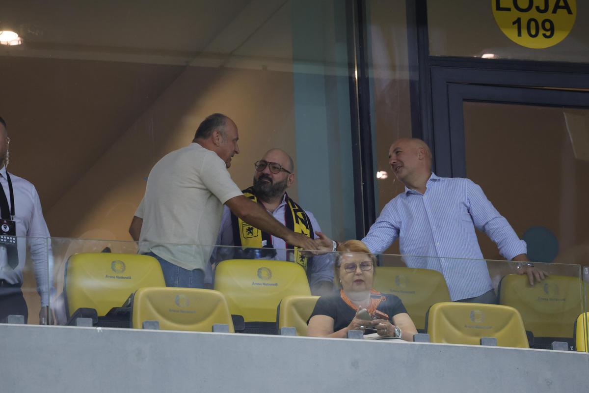 Dan Șucu și Cristi Săpunaru s-au evitat la Rapid – FCSB » Ce s-a întâmplat la derby