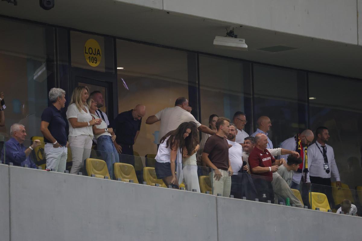 Dan și Diana Șucu, imediat după Rapid - FCSB 2-2 / Foto: Ionuț Iordache GSP