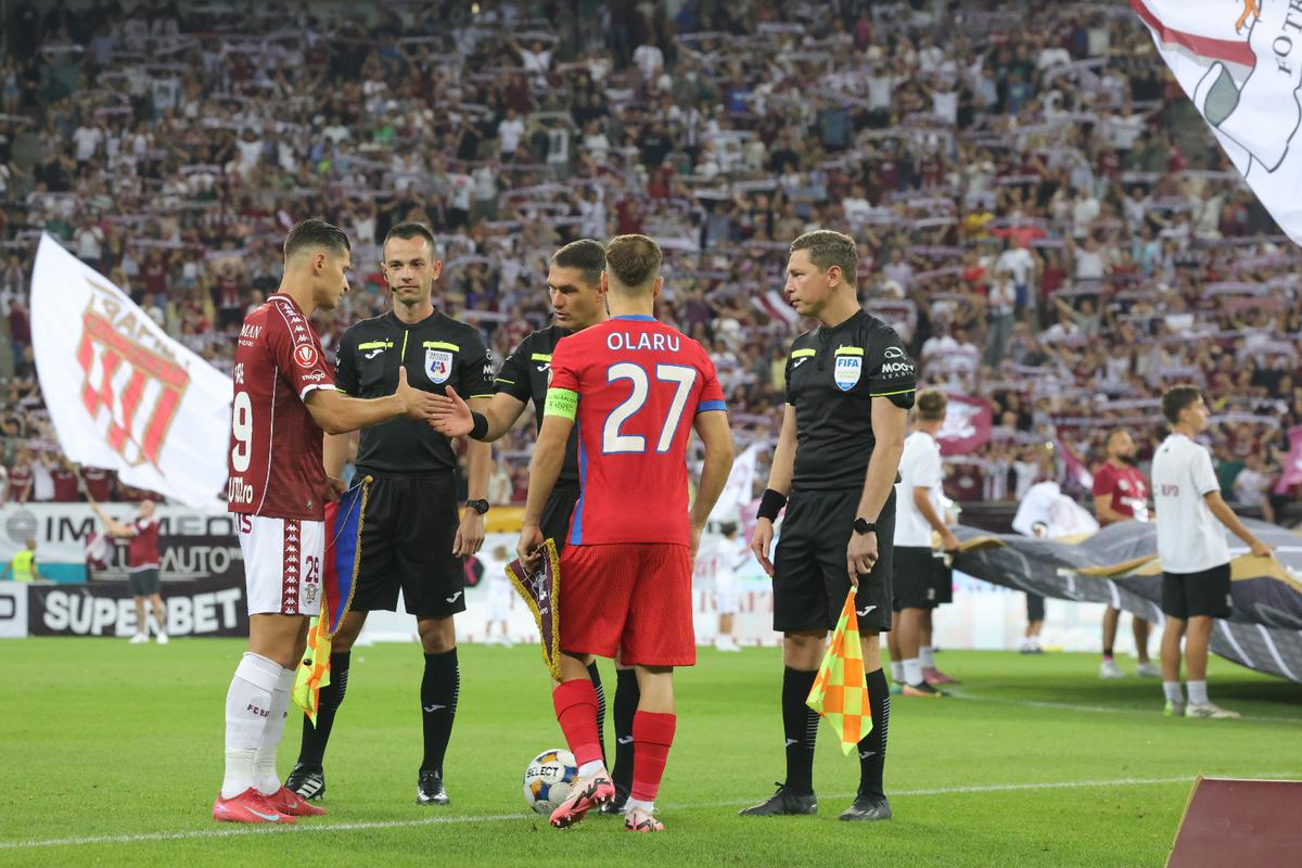 Basarab Panduru l-a făcut PRAF pe fotbalistul din Superliga: „Dacă ți-e frică, lasă-te!”