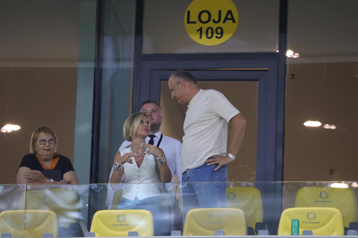 Dan și Diana Șucu, imediat după Rapid - FCSB 2-2 / Foto: Ionuț Iordache GSP