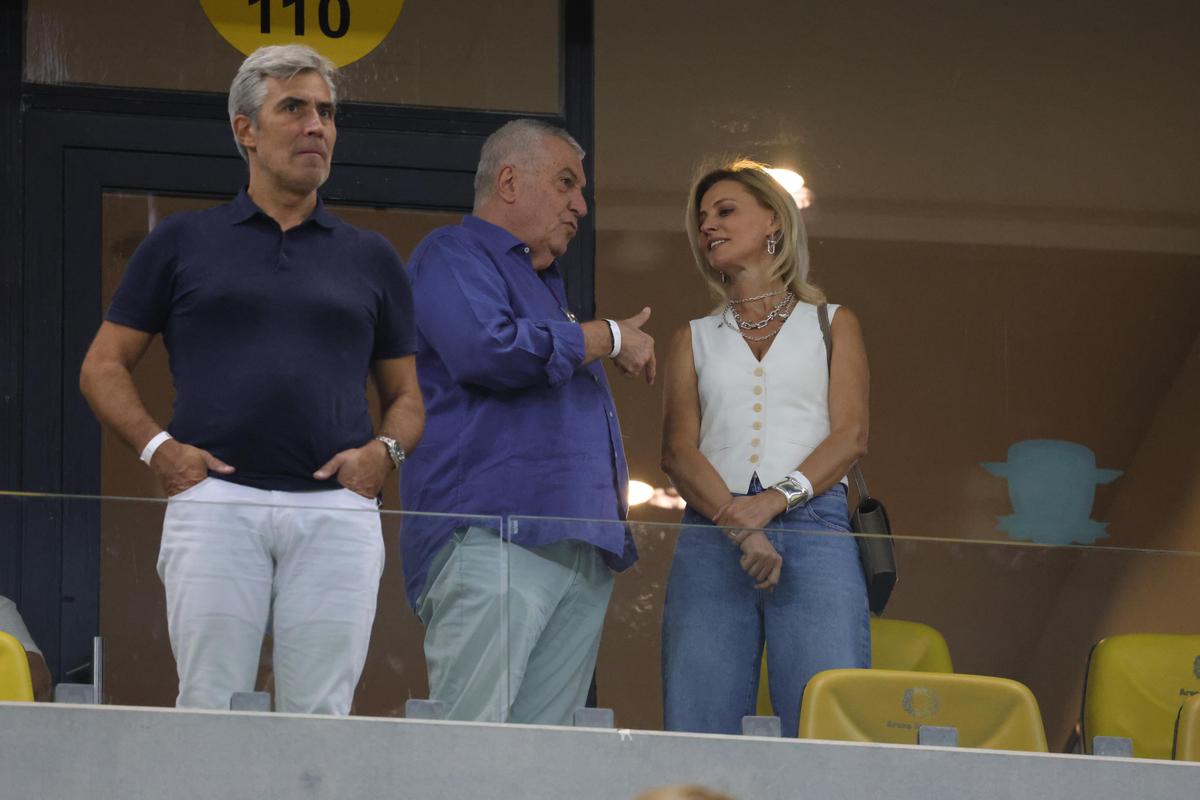 Diana Șucu a fost prezentă pe Arena Națională, la Rapid - FCSB »  Cu cine s-a întreținut înainte de meci