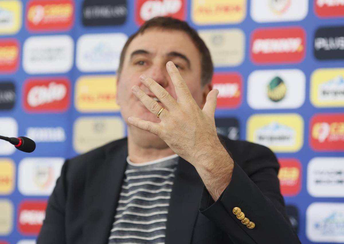 Gheorghe Hagi l-a sunat pe Drăguș, atacantul așteptat la FCSB: „Să rezolve cât mai repede!”