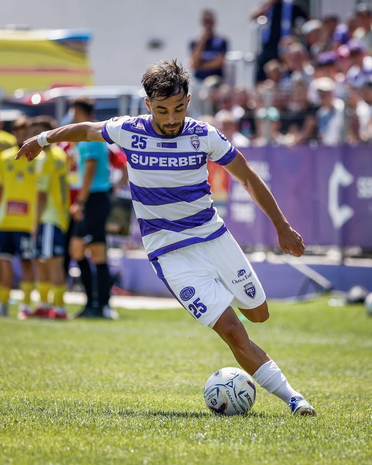 Iosif Rotariu, fotbalistul actual al lui Poli Timișoara