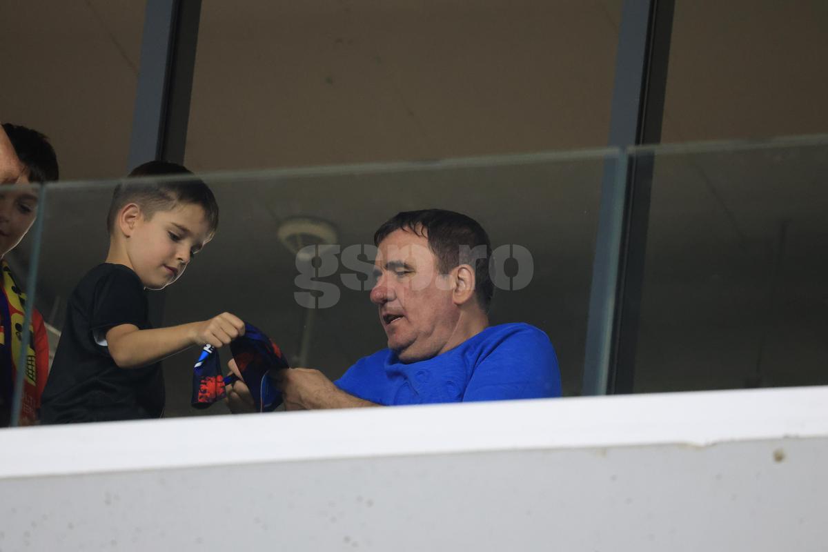 Edi Iordănescu, Gică Hagi și Dan Petrescu, prezenți pe „Arcul de Triumf” la FCSB - Botoșani / Foto: Ionuț Iordache GSP