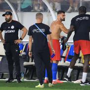 Mihai Stoica, vorbind la telefon, la pauza partidei dintre FCSB și FC Botoșani
