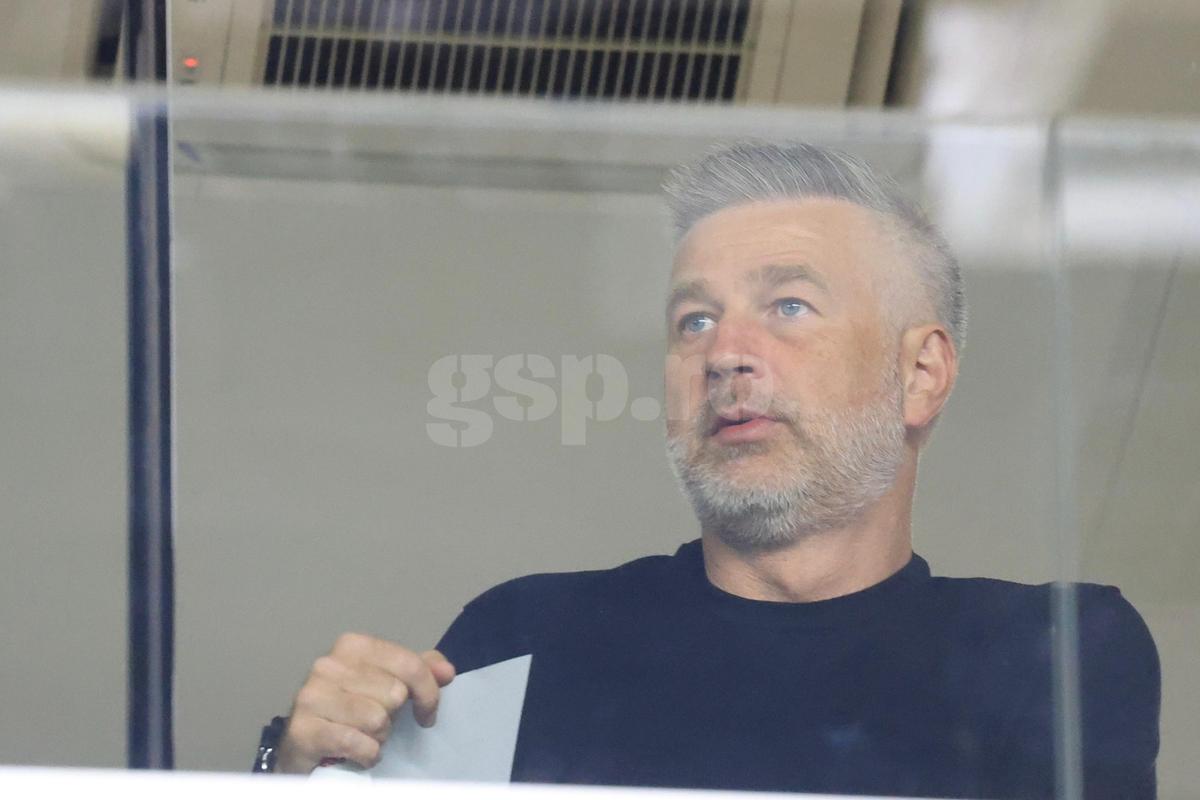 Edi Iordănescu, Gică Hagi și Dan Petrescu, prezenți pe „Arcul de Triumf” la FCSB - Botoșani / Foto: Ionuț Iordache GSP