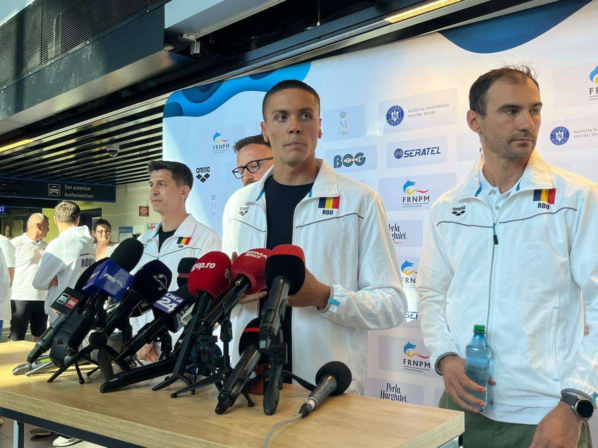 David Popovici, la sosirea în România