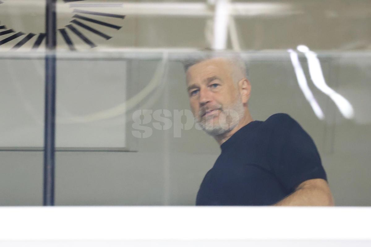 Gică Hagi și Edi Iordănescu, prezenți la FCSB - FC Botoșani » Dan Petrescu urmărește meciul alături de MM Stoica
