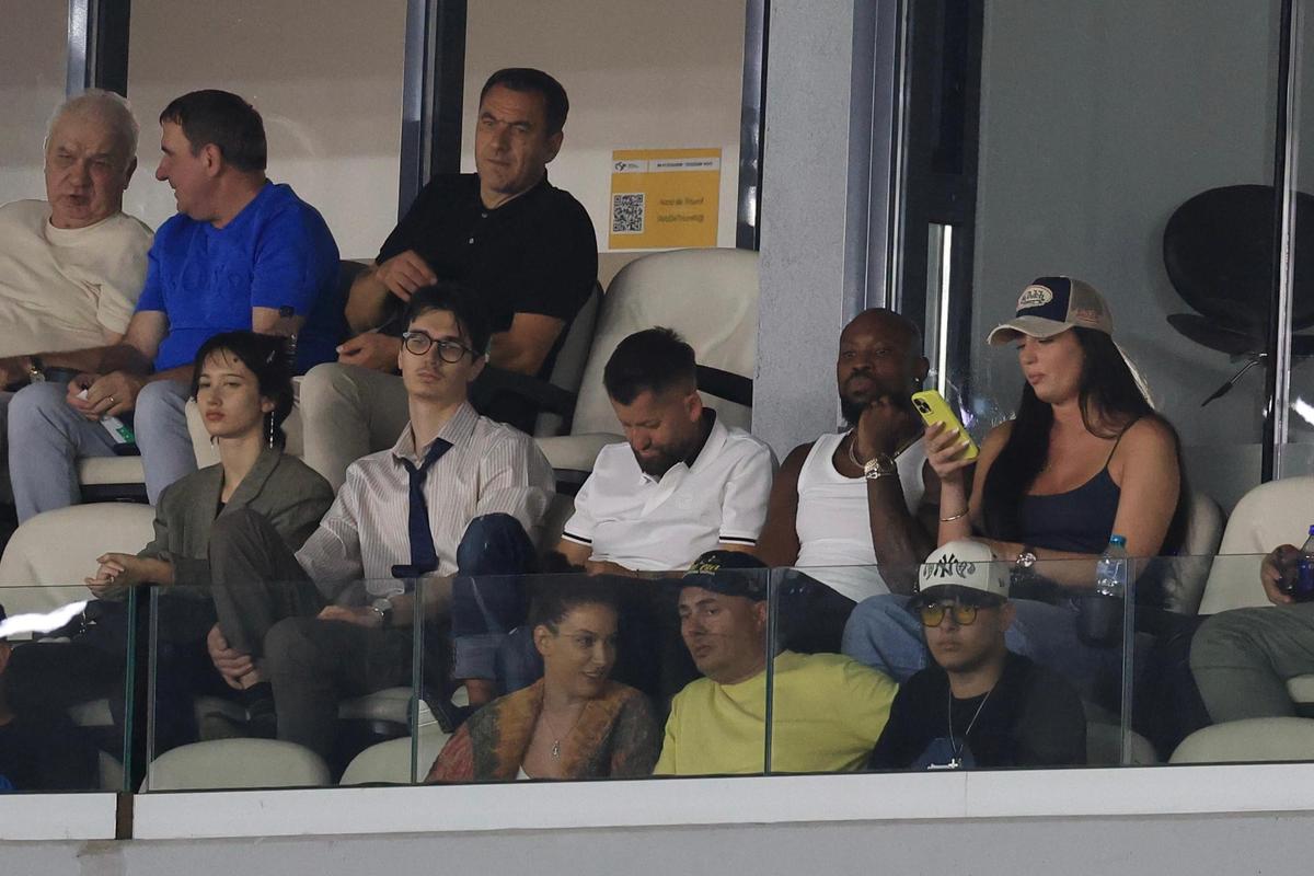 Noul transfer de la FCSB este în tribune pentru meciul cu FC Botoșani
