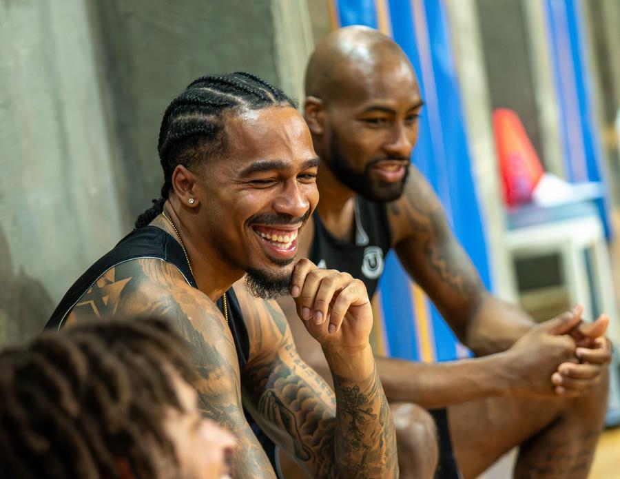 Otis Livingston, noul fundaș al lui U-BT Cluj-Napoca/Foto: Facebook (U-BT Cluj-Napoca) U-BT Cluj-Napoca a efectuat primul antrenament din noul sezon » Ce au declarat Mihai Silvășan și jucătorii săi